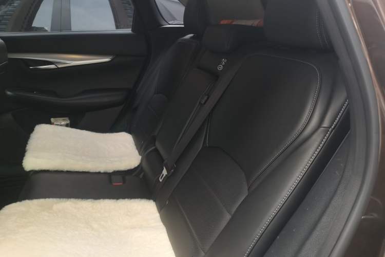 Used Infiniti QX50 2018 2.0T Four-Wheel Drive Elite Edition Left Rear Seat