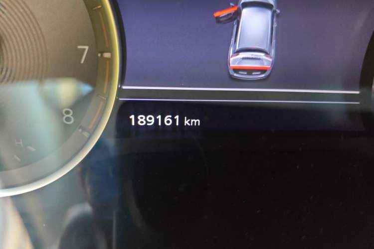 Used Infiniti QX50 2018 2.0T Two-Wheel Drive Fashion Edition Odometer Close Up