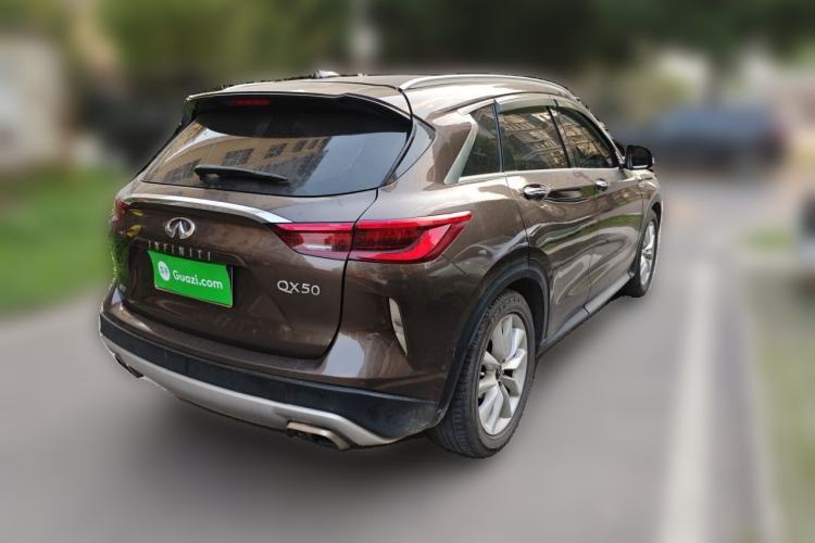 Used Infiniti QX50 2018 2.0T Two-Wheel Drive Fashion Edition Rear Right 45 Deg