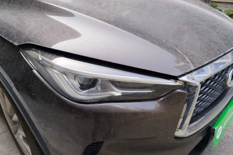Used Infiniti QX50 2018 2.0T Four-Wheel Drive Elite Edition Right Front Headlight