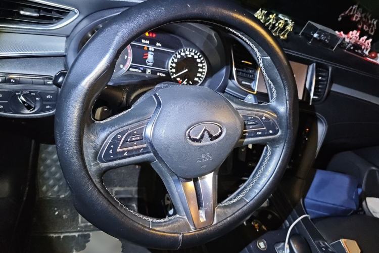 Used Infiniti QX50 2018 2.0T Four-Wheel Drive Smart Edition Steering Wheel