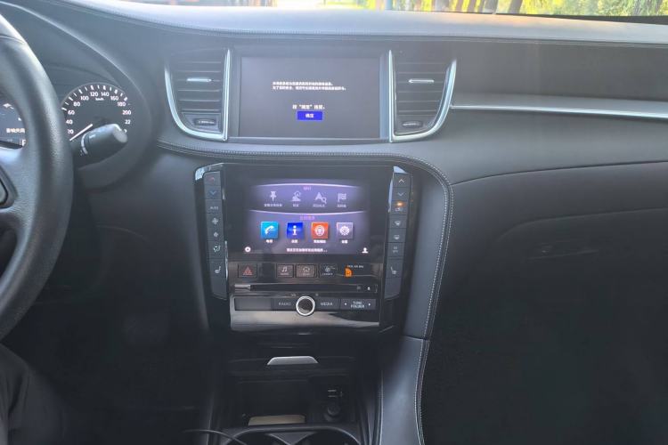 Used Infiniti QX50 2018 2.0T Four-Wheel Drive Elite Edition Audio And AC Panel