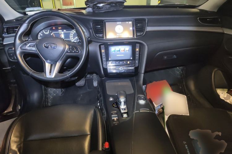 Used Infiniti QX50 2018 2.0T Two-Wheel Drive Fashion Edition Center Console