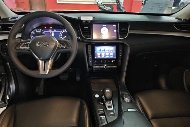 Used Infiniti QX50 2018 2.0T Two-Wheel Drive Fashion Edition Center Console