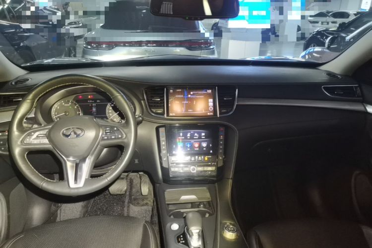 Used Infiniti QX50 2018 2.0T Four-Wheel Drive Smart Edition Center Console