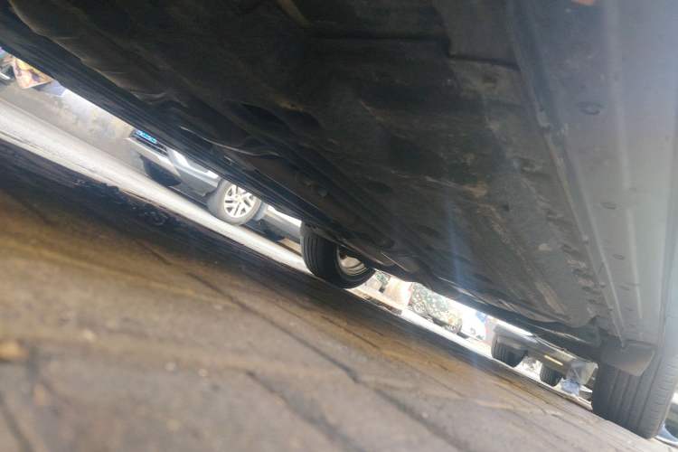 Used Infiniti QX50 2018 2.0T Four-Wheel Drive Elite Edition Chassis Front Left