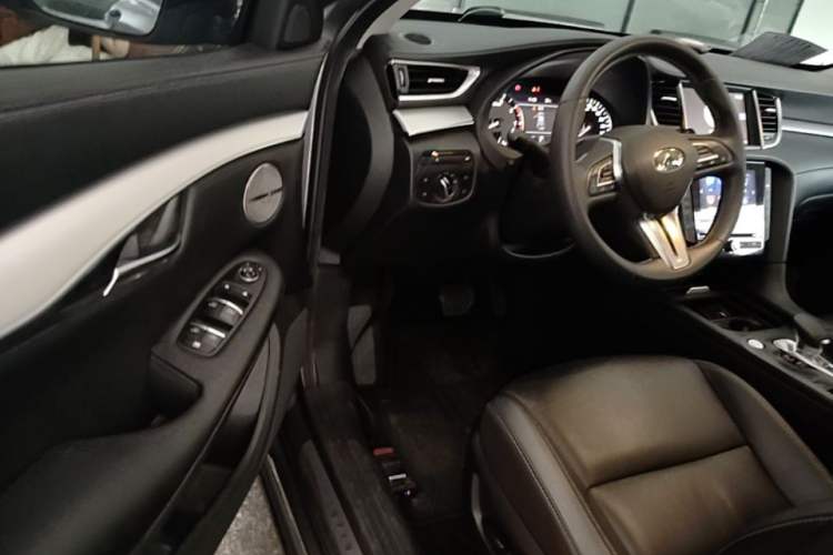 Used Infiniti QX50 2018 2.0T Two-Wheel Drive Fashion Edition Driver Seat