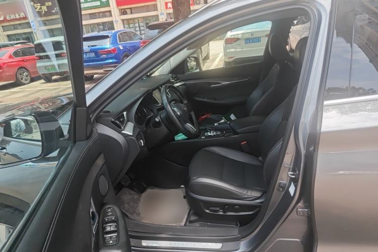 Used Infiniti QX50 2018 2.0T Two-Wheel Drive Fashion Edition Driver Seat