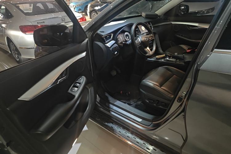 Used Infiniti QX50 2018 2.0T Two-Wheel Drive Fashion Edition Driver Seat