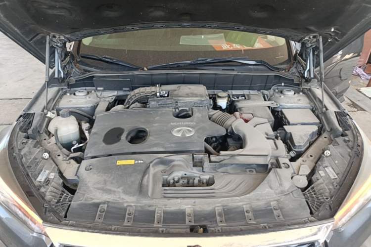 Used Infiniti QX50 2018 2.0T Four-Wheel Drive Elite Edition Engine Bay