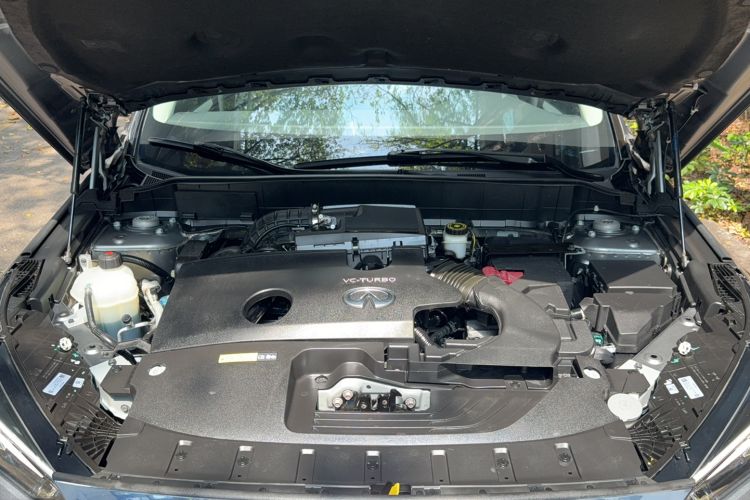 Used Infiniti QX50 2018 2.0T Four-Wheel Drive Elite Edition Engine Bay