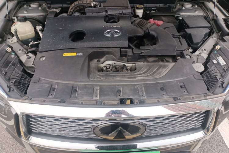 Used Infiniti QX50 2018 2.0T Four-Wheel Drive Smart Edition Engine Bay