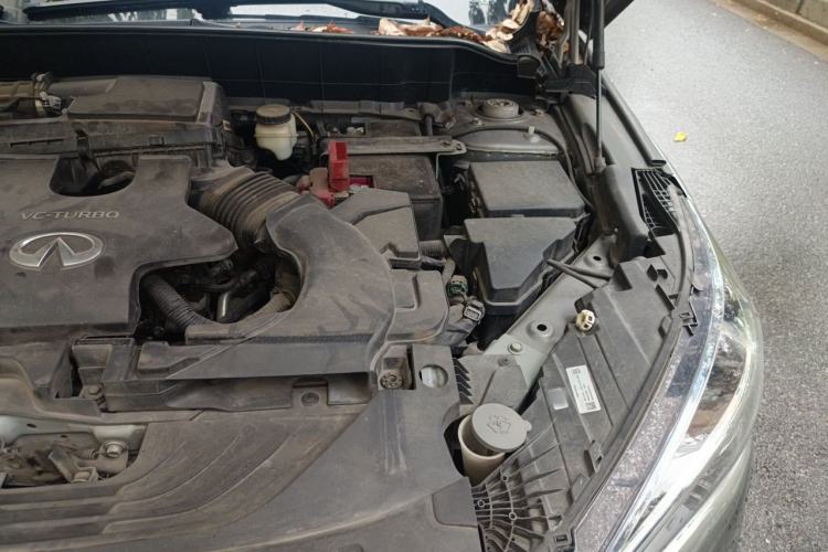 Used Infiniti QX50 2018 2.0T Four-Wheel Drive Elite Edition Engine Bay Left
