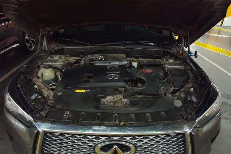 Used Infiniti QX50 2018 2.0T Four-Wheel Drive Elite Edition Engine Bay