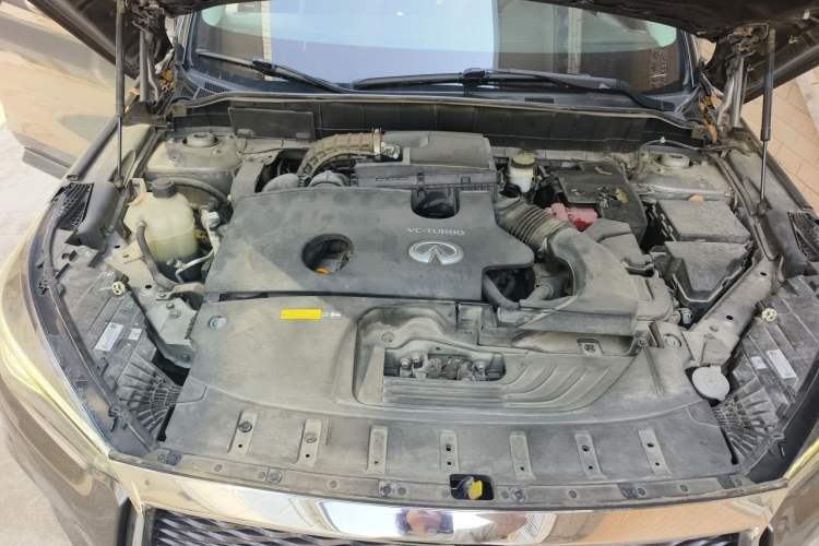 Used Infiniti QX50 2018 2.0T Four-Wheel Drive Elite Edition Engine Bay