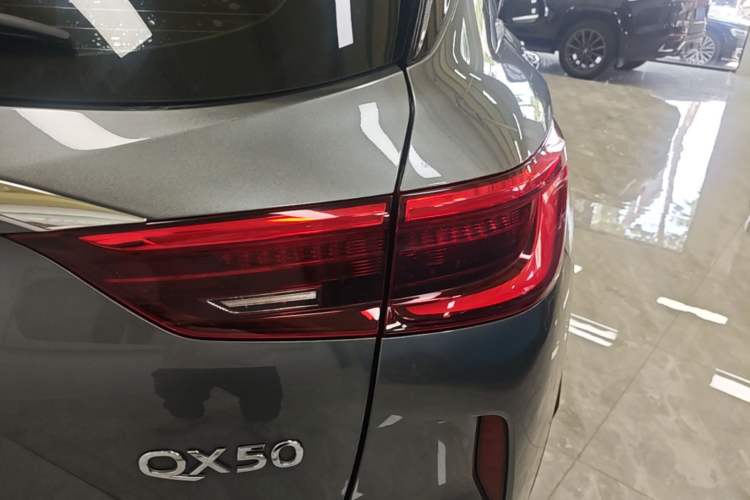 Used Infiniti QX50 2018 2.0T Four-Wheel Drive Elite Edition Exterior 1