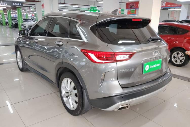 Used Infiniti QX50 2018 2.0T Two-Wheel Drive Fashion Edition Exterior 2