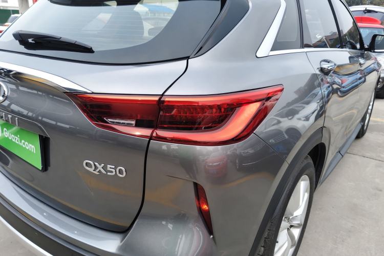 Used Infiniti QX50 2018 2.0T Four-Wheel Drive Elite Edition Exterior 3
