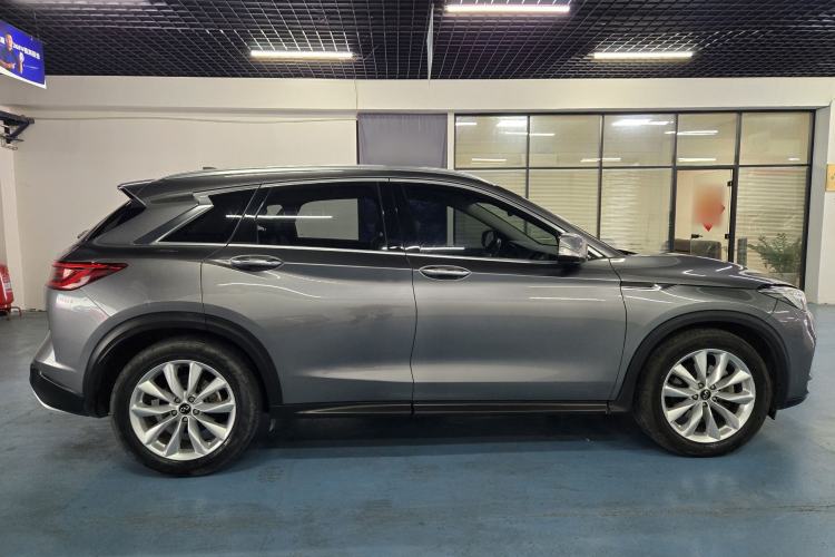 Used Infiniti QX50 2018 2.0T Four-Wheel Drive Elite Edition Exterior 3
