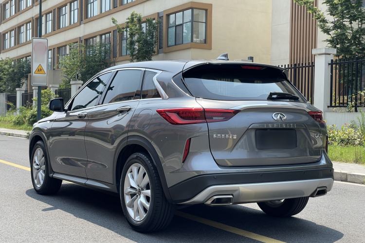 Used Infiniti QX50 2018 2.0T Two-Wheel-Drive Elite Edition Exterior 6