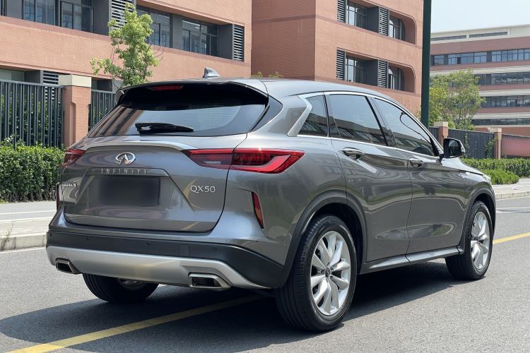 Used Infiniti QX50 2018 2.0T Two-Wheel-Drive Elite Edition Exterior 8