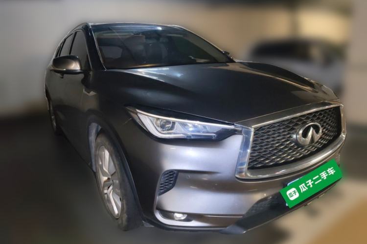 Used Infiniti QX50 2018 2.0T Two-Wheel Drive Fashion Edition Front Right 45 Deg