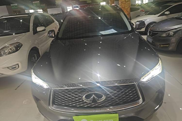 Used Infiniti QX50 2018 2.0T Two-Wheel Drive Fashion Edition Front