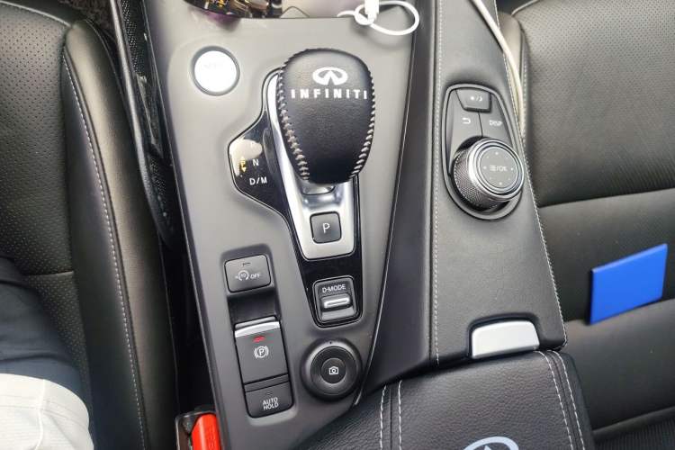 Used Infiniti QX50 2018 2.0T Two-Wheel Drive Fashion Edition Gear Lever
