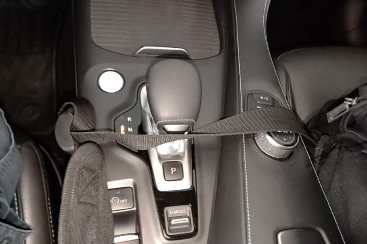 Used Infiniti QX50 2018 2.0T Two-Wheel Drive Fashion Edition Gear Lever