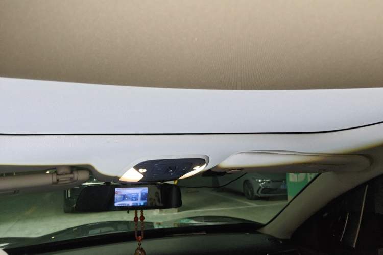 Used Infiniti QX50 2018 2.0T Two-Wheel Drive Fashion Edition Headliner