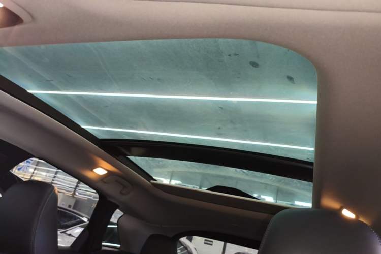 Used Infiniti QX50 2018 2.0T Four-Wheel Drive Elite Edition Headliner