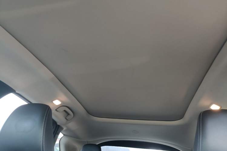 Used Infiniti QX50 2018 2.0T Four-Wheel Drive Elite Edition Headliner