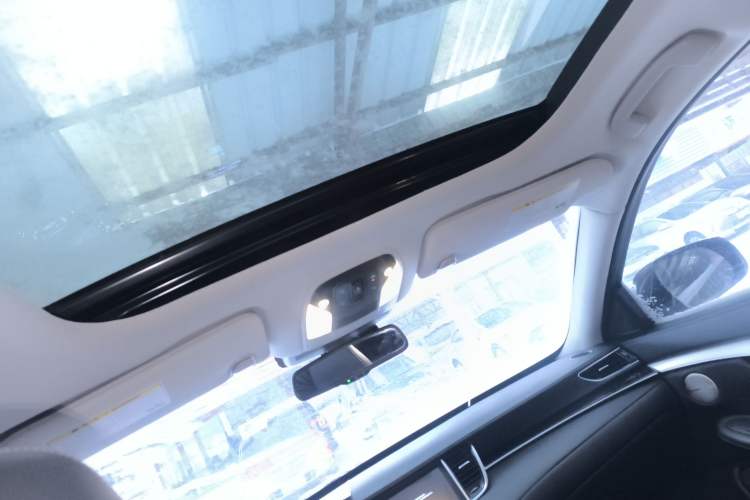 Used Infiniti QX50 2018 2.0T Four-Wheel Drive Elite Edition Headliner