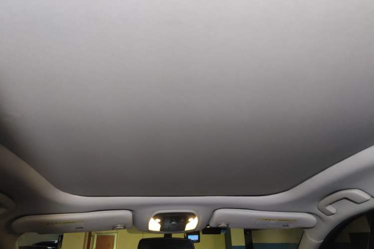 Used Infiniti QX50 2018 2.0T Two-Wheel Drive Fashion Edition Headliner