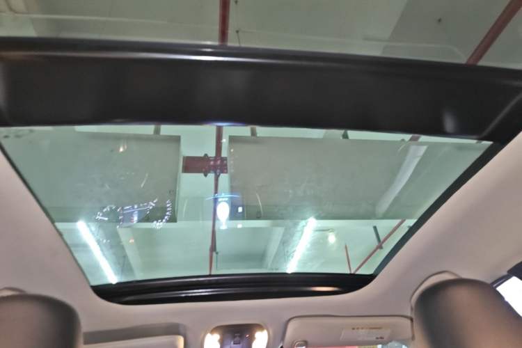 Used Infiniti QX50 2018 2.0T Two-Wheel Drive Fashion Edition Headliner