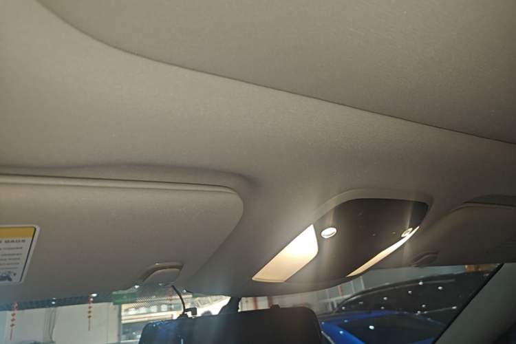 Used Infiniti QX50 2018 2.0T Two-Wheel Drive Fashion Edition Headliner