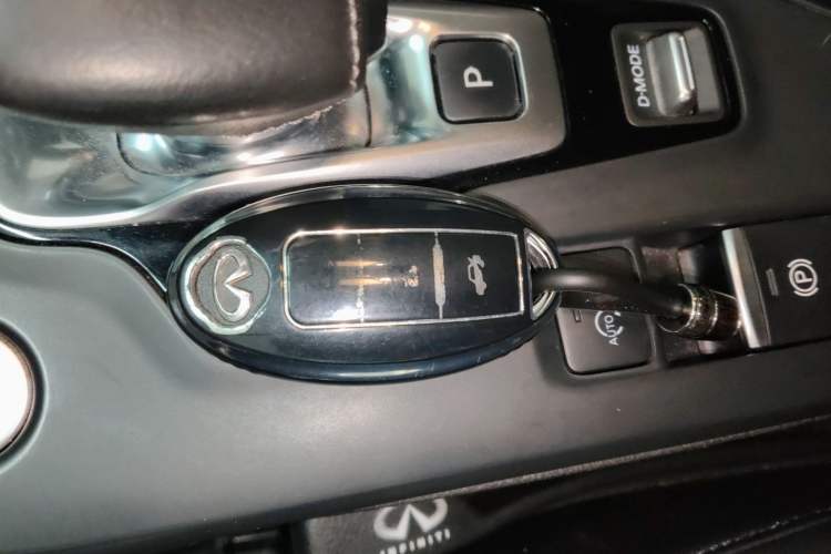 Used Infiniti QX50 2018 2.0T Two-Wheel Drive Fashion Edition Interior 1