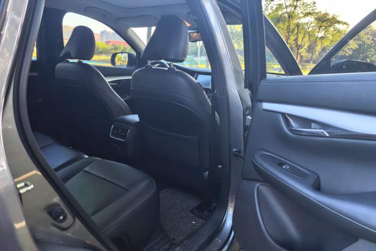 Used Infiniti QX50 2018 2.0T Four-Wheel Drive Elite Edition Interior 6