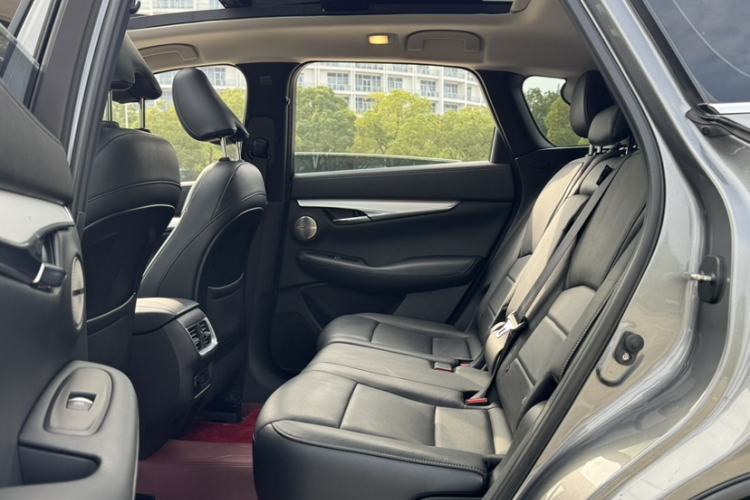 Used Infiniti QX50 2018 2.0T Four-Wheel Drive Smart Edition Interior 6