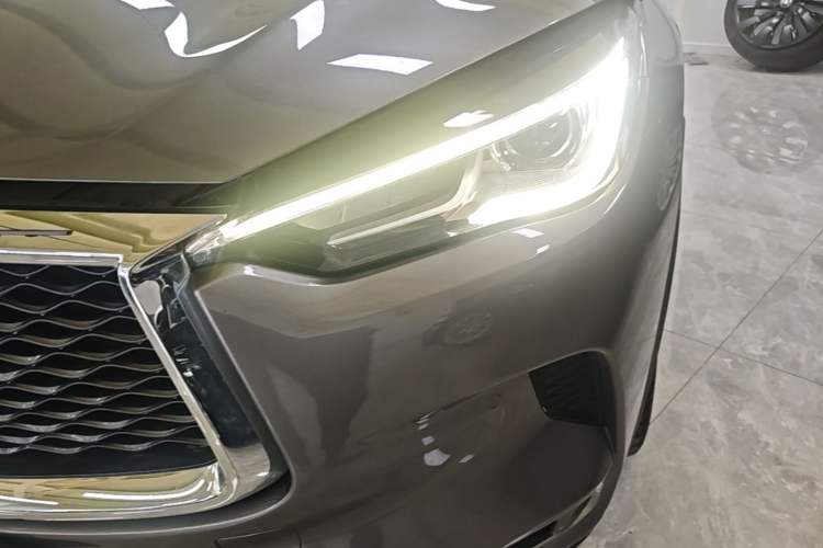 Used Infiniti QX50 2018 2.0T Four-Wheel Drive Elite Edition Left Front Headlight