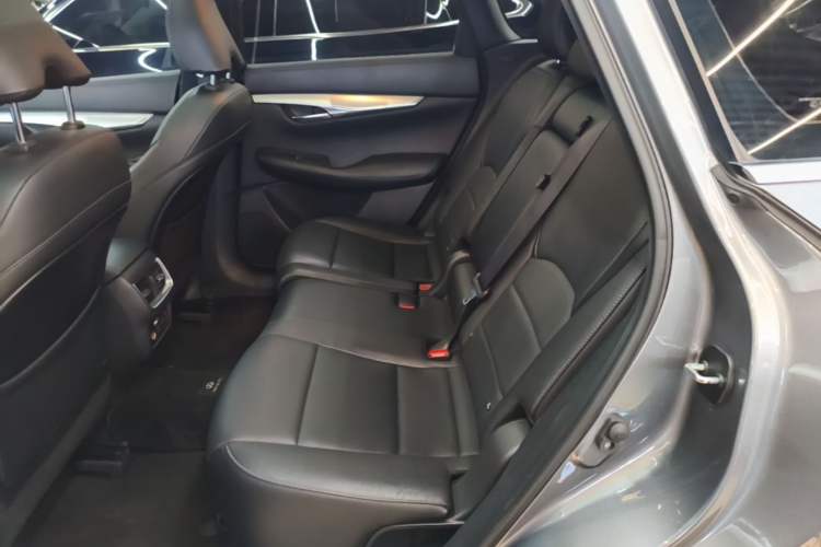 Used Infiniti QX50 2018 2.0T Four-Wheel Drive Elite Edition Left Rear Seat