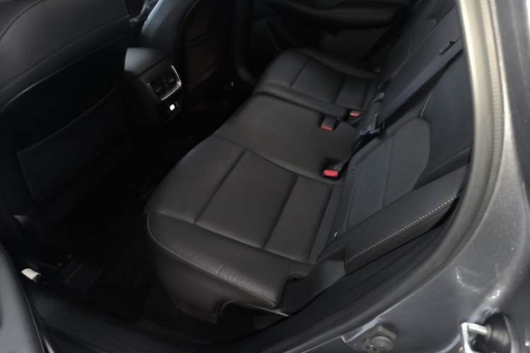 Used Infiniti QX50 2018 2.0T Four-Wheel Drive Elite Edition Left Rear Seat