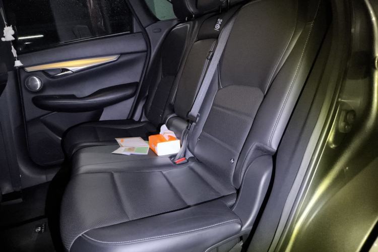 Used Infiniti QX50 2018 2.0T Two-Wheel Drive Fashion Edition Left Rear Seat