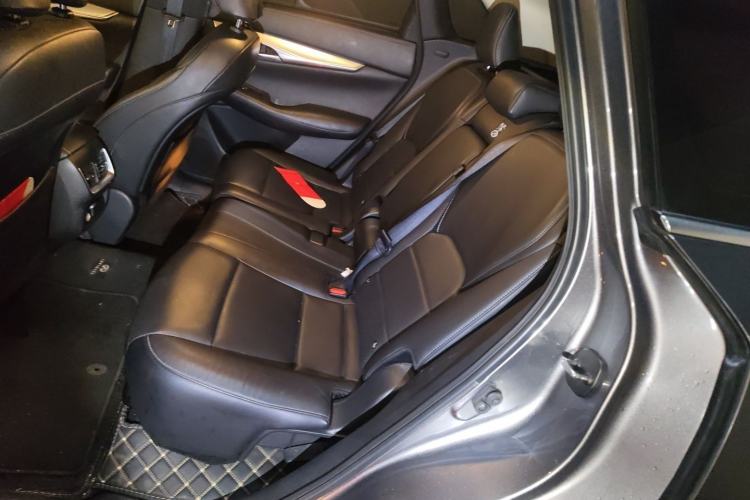 Used Infiniti QX50 2018 2.0T Two-Wheel Drive Fashion Edition Left Rear Seat