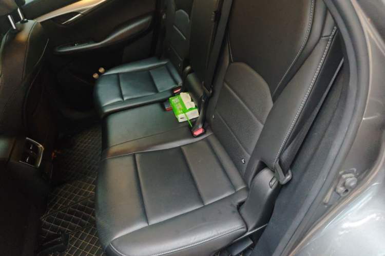 Used Infiniti QX50 2018 2.0T Two-Wheel Drive Fashion Edition Left Rear Seat