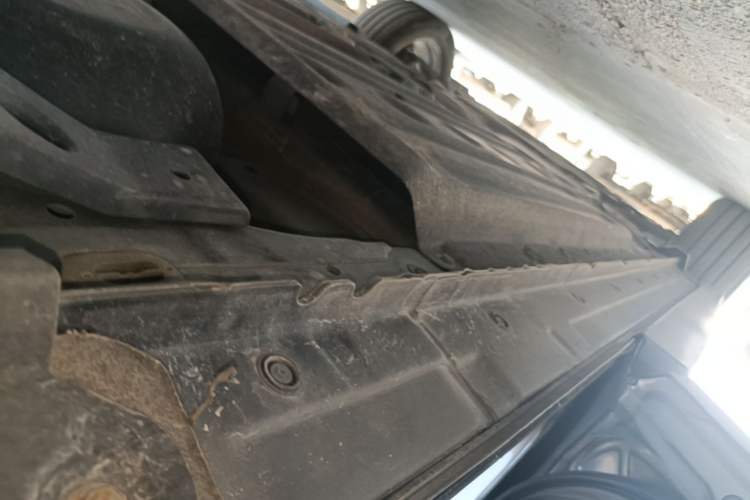 Used Infiniti QX50 2018 2.0T Four-Wheel Drive Elite Edition Left Side Sill
