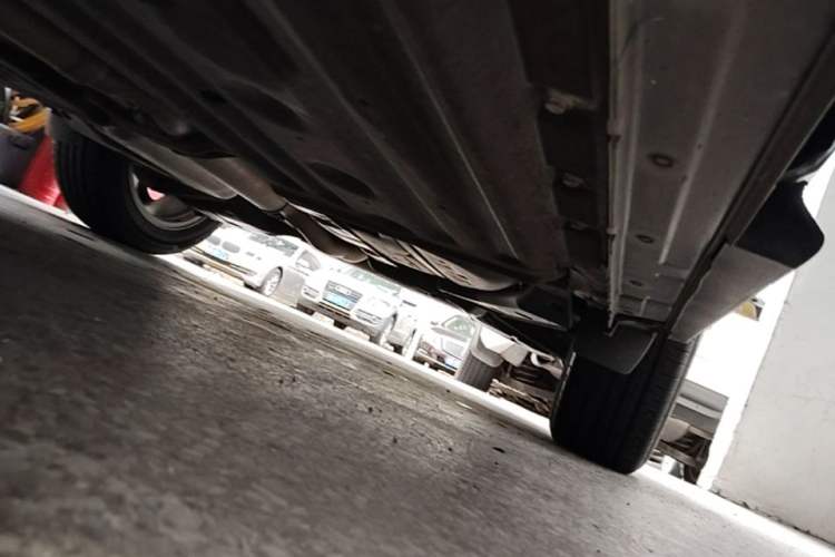 Used Infiniti QX50 2018 2.0T Two-Wheel Drive Fashion Edition Left Side Sill