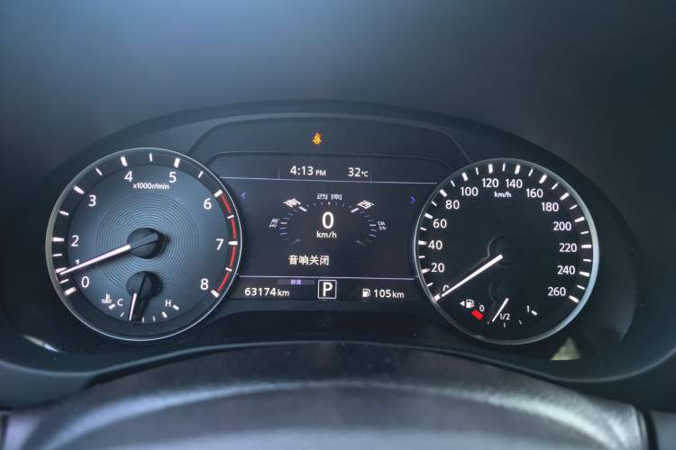Used Infiniti QX50 2018 2.0T Four-Wheel Drive Elite Edition Odometer Close Up