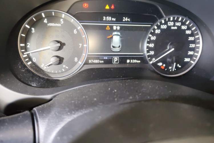 Used Infiniti QX50 2018 2.0T Two-Wheel Drive Fashion Edition Odometer Close Up