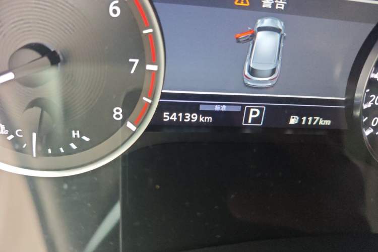 Used Infiniti QX50 2018 2.0T Four-Wheel Drive Elite Edition Odometer Close Up